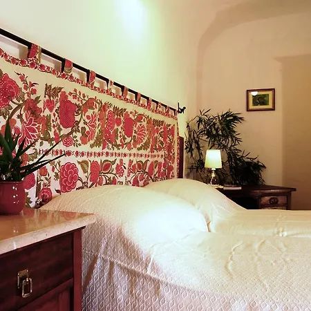 Coppi Rossi Farm stay Torrazza (Liguria)
